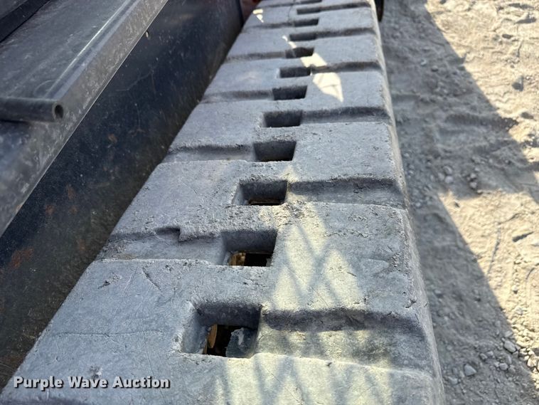 image for item EN7013 2020 Kubota SVL 75-2 tracked skid steer loader