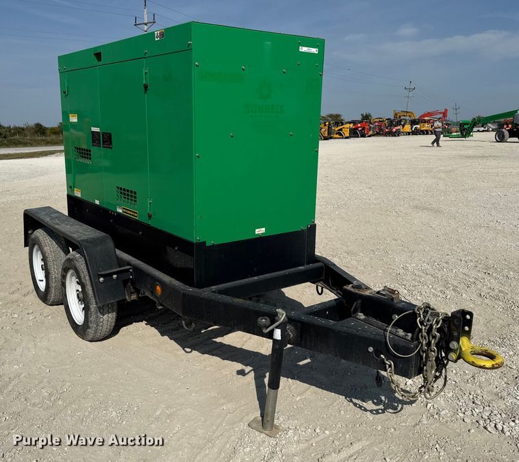 image for item EN7014 2018 Whisperwatt DCA-45SSIU4F generator