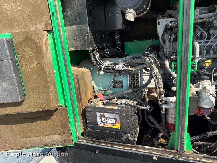 image for item EN7014 2018 Whisperwatt DCA-45SSIU4F generator