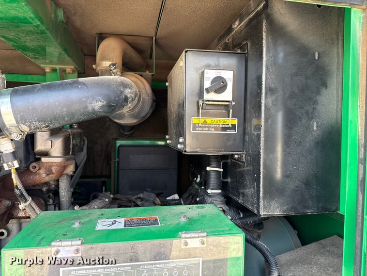 image for item EN7014 2018 Whisperwatt DCA-45SSIU4F generator