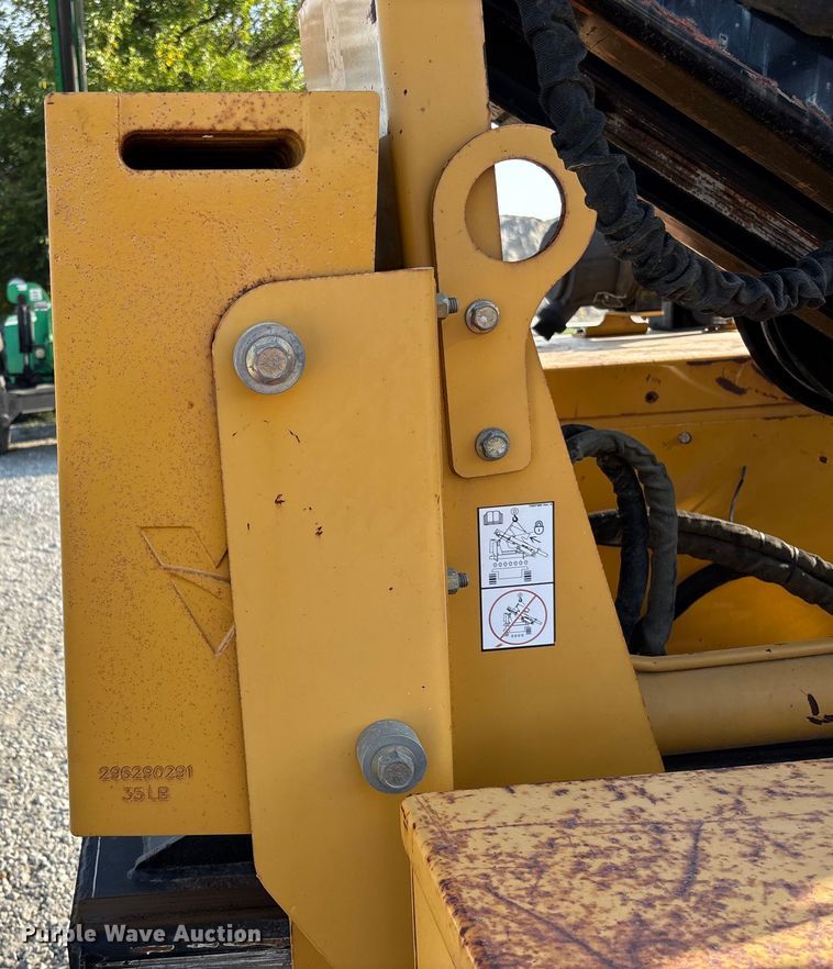 image for item EN7016 2013 Vermeer PD10 pile driver