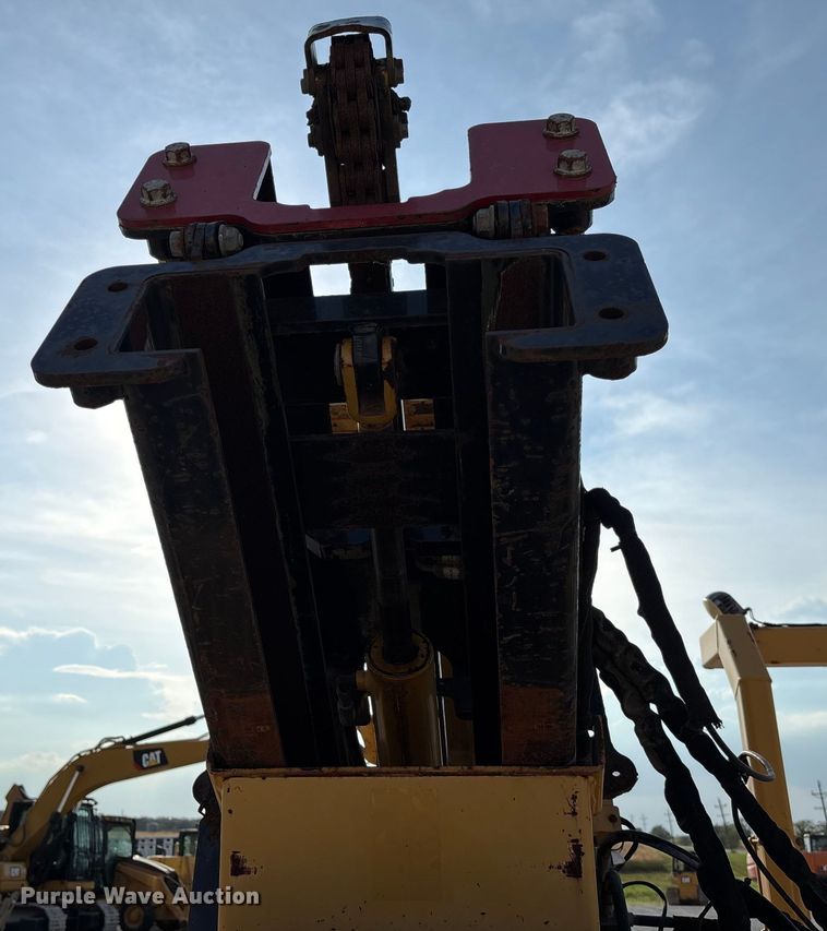 image for item EN7016 2013 Vermeer PD10 pile driver