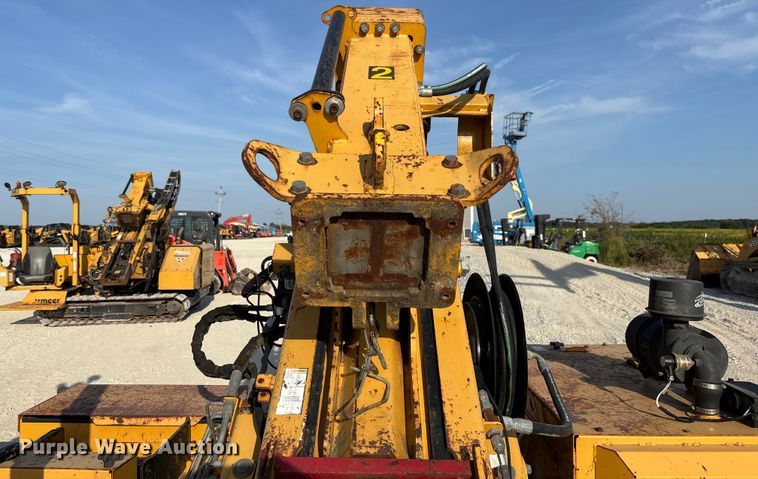 image for item EN7016 2013 Vermeer PD10 pile driver