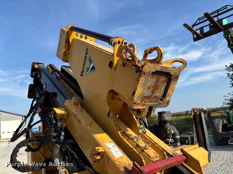 image for item EN7016 2013 Vermeer PD10 pile driver