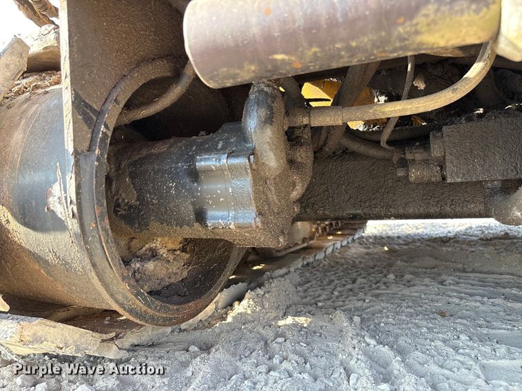 image for item EN7016 2013 Vermeer PD10 pile driver