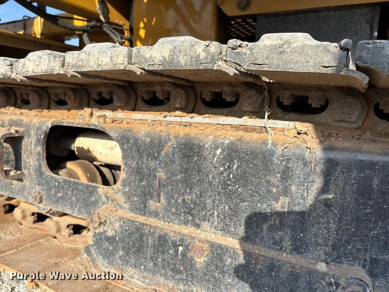 image for item EN7016 2013 Vermeer PD10 pile driver