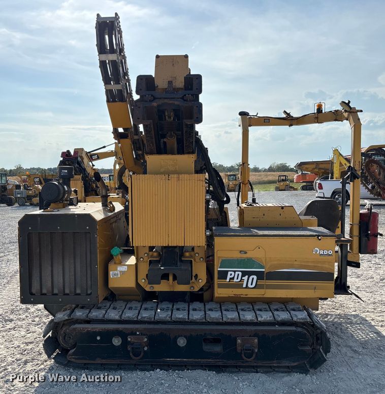 image for item EN7017 2018 Vermeer PD10 pile driver