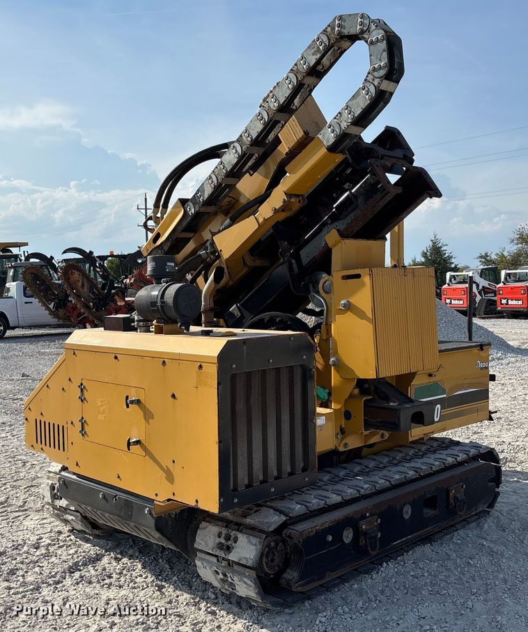 image for item EN7017 2018 Vermeer PD10 pile driver