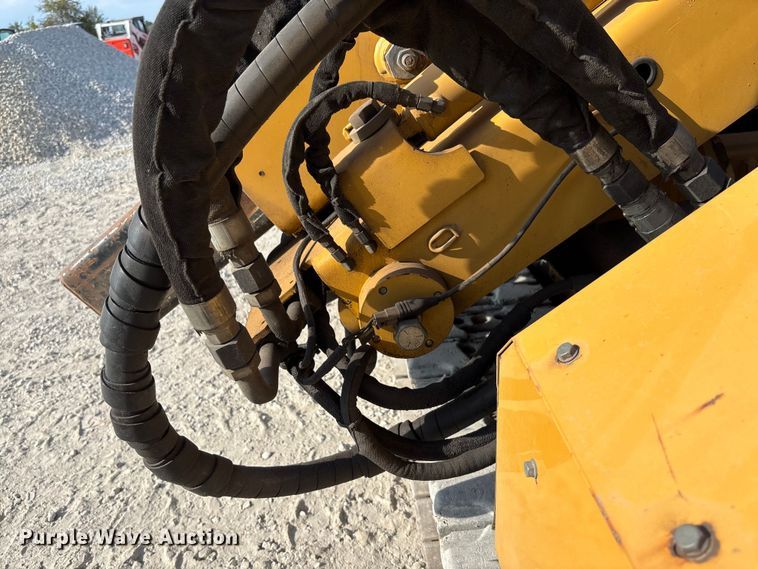 image for item EN7017 2018 Vermeer PD10 pile driver