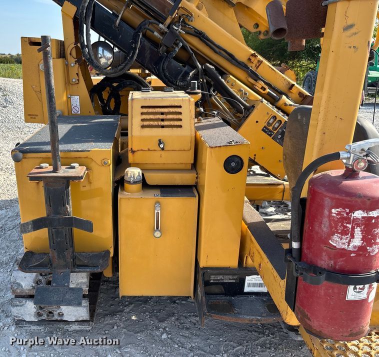 image for item EN7017 2018 Vermeer PD10 pile driver