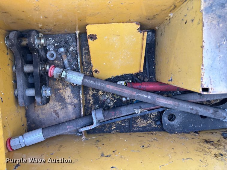 image for item EN7017 2018 Vermeer PD10 pile driver