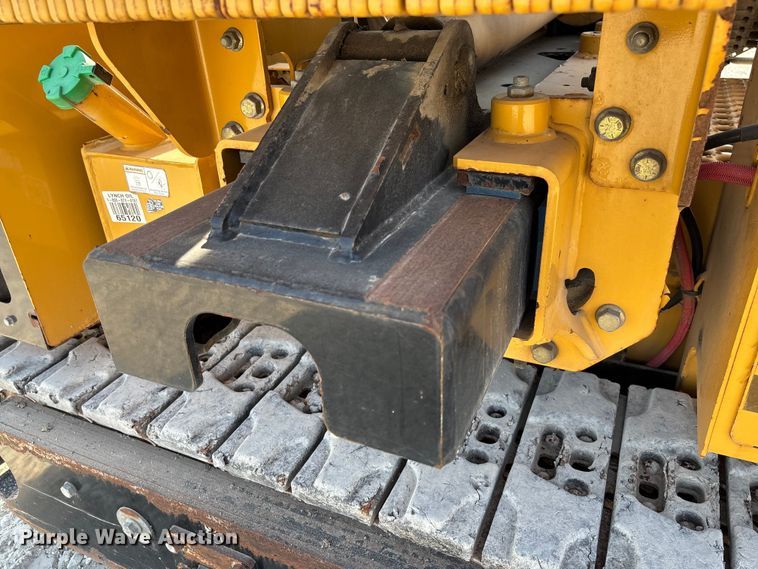 image for item EN7017 2018 Vermeer PD10 pile driver