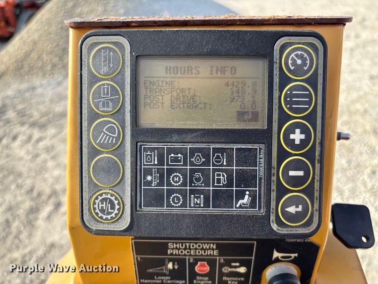 image for item EN7017 2018 Vermeer PD10 pile driver