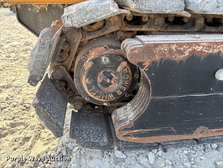 image for item EN7017 2018 Vermeer PD10 pile driver