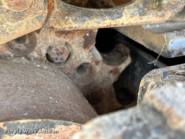 image for item EN7017 2018 Vermeer PD10 pile driver