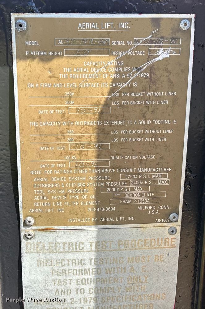 image for item EO1636 1990 John Deere 540D skidder