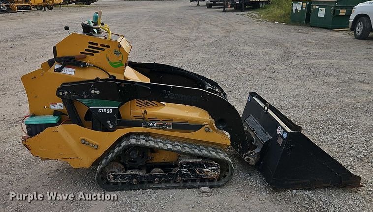 image for item EO4697 2016 Vermeer CTX50 compact utility loader