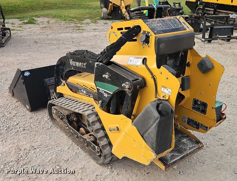 image for item EO4697 2016 Vermeer CTX50 compact utility loader