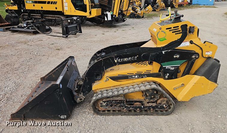 image for item EO4697 2016 Vermeer CTX50 compact utility loader
