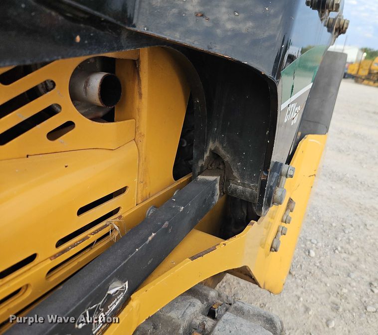 image for item EO4697 2016 Vermeer CTX50 compact utility loader