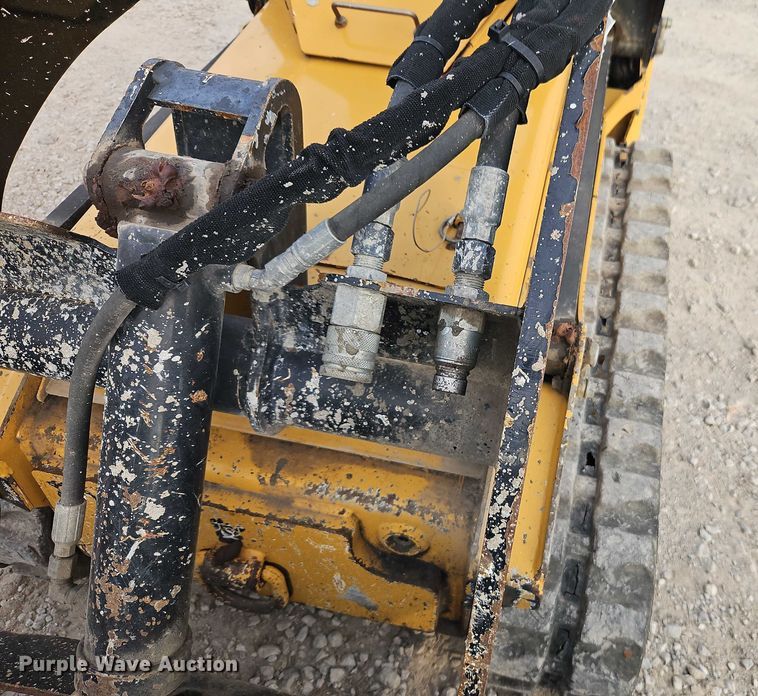 image for item EO4697 2016 Vermeer CTX50 compact utility loader