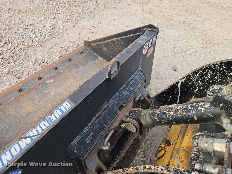 image for item EO4697 2016 Vermeer CTX50 compact utility loader