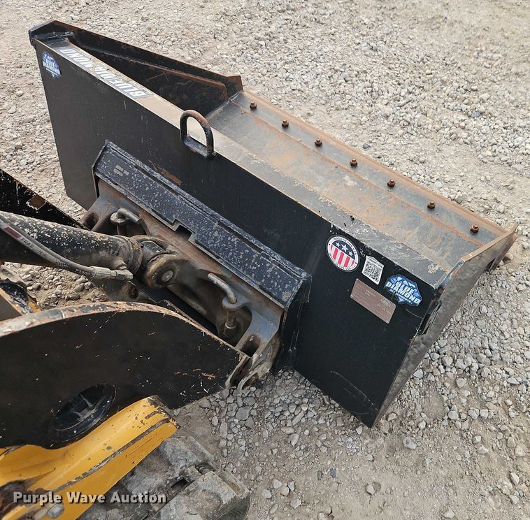 image for item EO4697 2016 Vermeer CTX50 compact utility loader