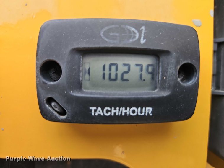 image for item EO4697 2016 Vermeer CTX50 compact utility loader