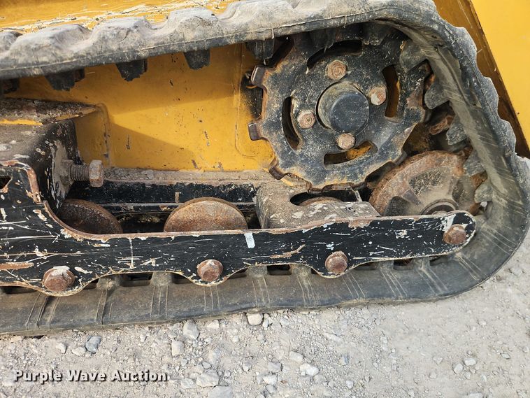 image for item EO4697 2016 Vermeer CTX50 compact utility loader