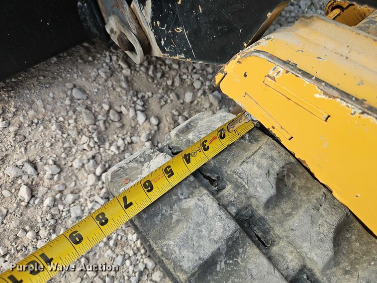 image for item EO4697 2016 Vermeer CTX50 compact utility loader