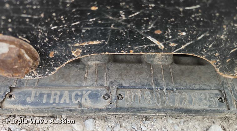 image for item EO4697 2016 Vermeer CTX50 compact utility loader