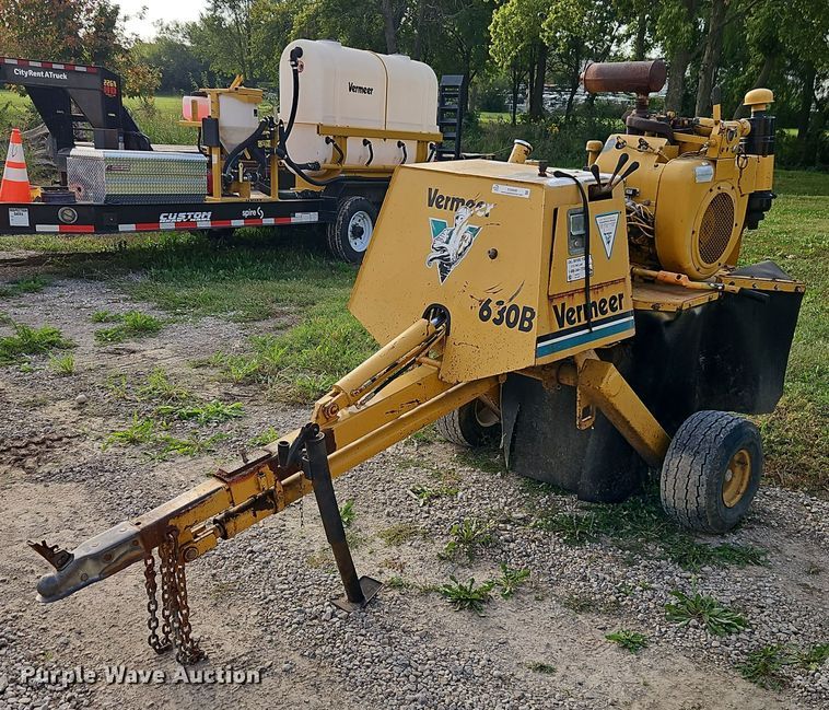 image for item EO4698 Vermeer 630B stump grinder