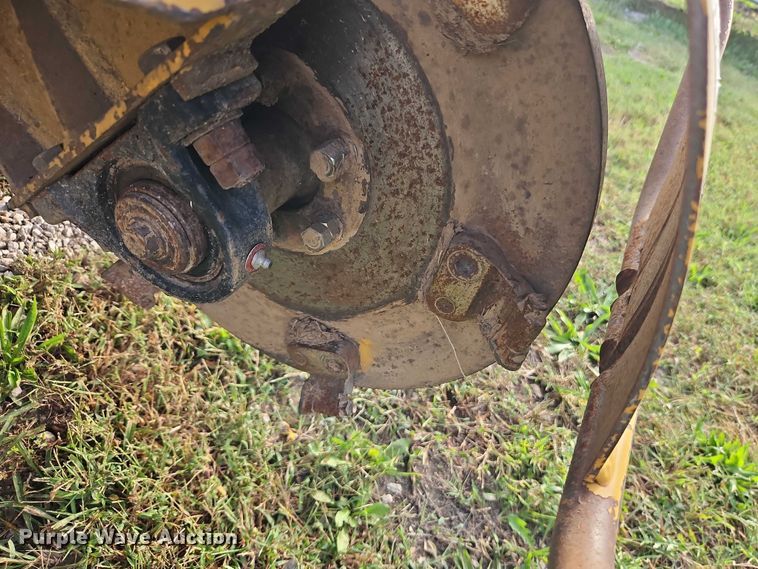 image for item EO4698 Vermeer 630B stump grinder