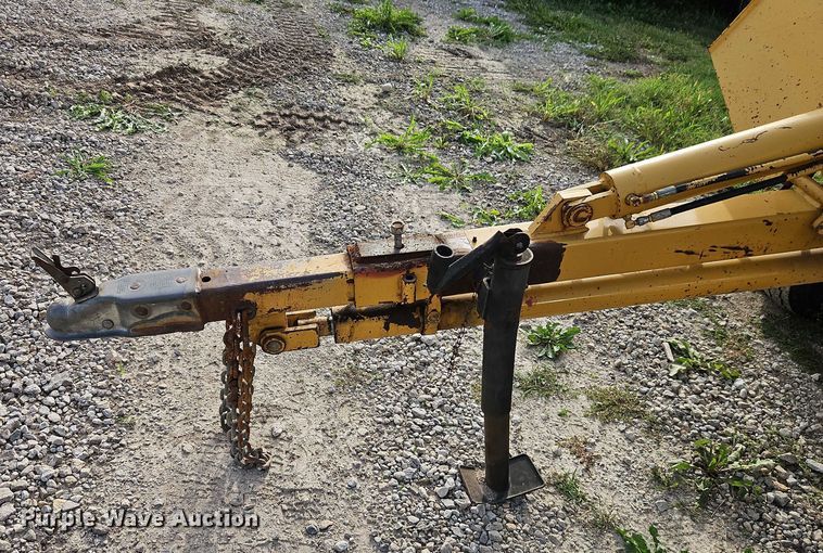 image for item EO4698 Vermeer 630B stump grinder