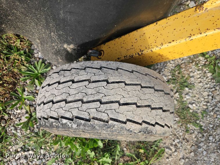 image for item EO4698 Vermeer 630B stump grinder