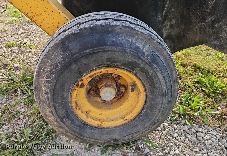 image for item EO4698 Vermeer 630B stump grinder