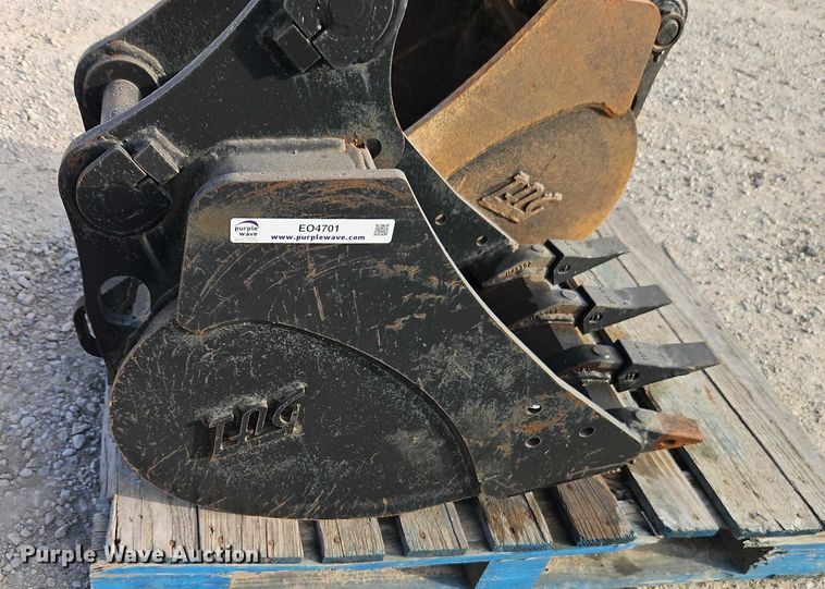 image for item EO4701 (2) TAG mini excavator buckets