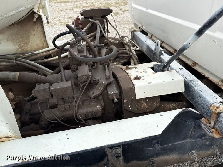 image for item EP0657 1997 Mack RD690S ready mix truck