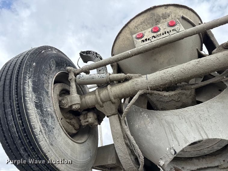 image for item EP0657 1997 Mack RD690S ready mix truck