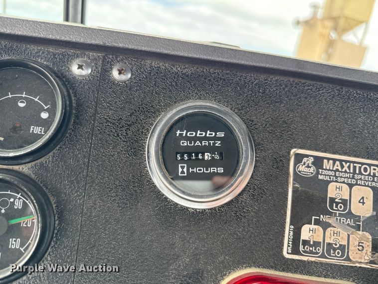 image for item EP0657 1997 Mack RD690S ready mix truck