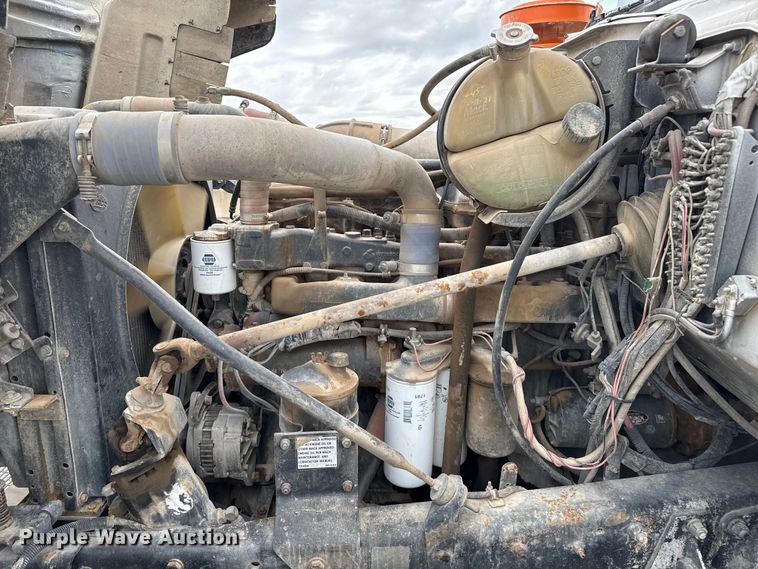 image for item EP0657 1997 Mack RD690S ready mix truck