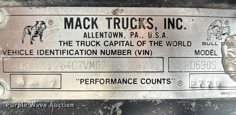 image for item EP0657 1997 Mack RD690S ready mix truck