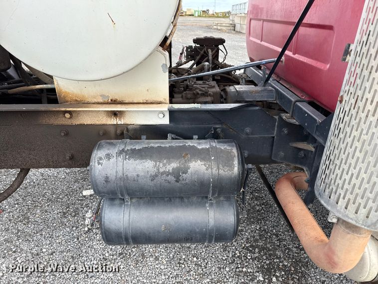 image for item EP0658 1998 Mack RD690S ready mix truck