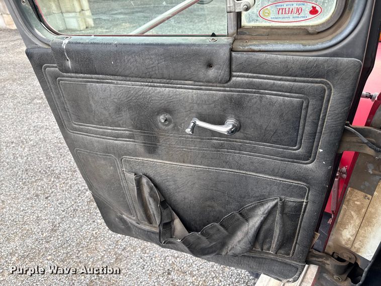 image for item EP0658 1998 Mack RD690S ready mix truck