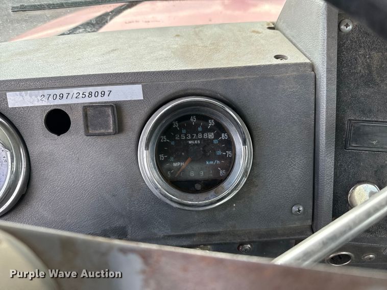 image for item EP0658 1998 Mack RD690S ready mix truck