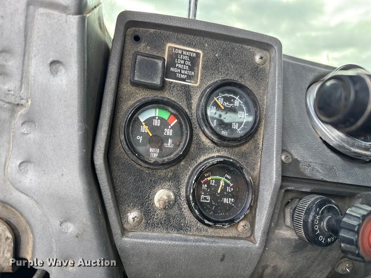 image for item EP0658 1998 Mack RD690S ready mix truck