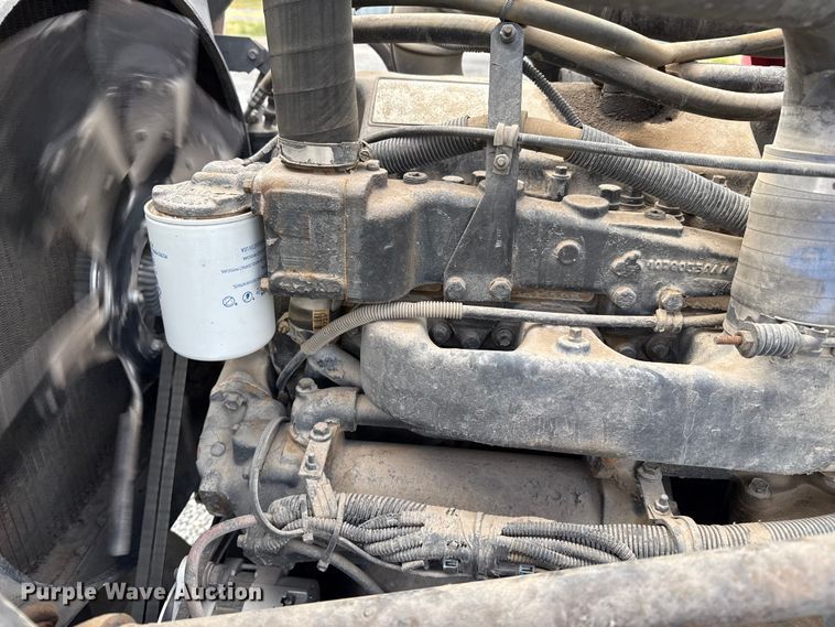 image for item EP0658 1998 Mack RD690S ready mix truck