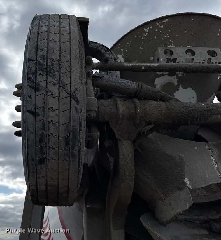 image for item EP0658 1998 Mack RD690S ready mix truck