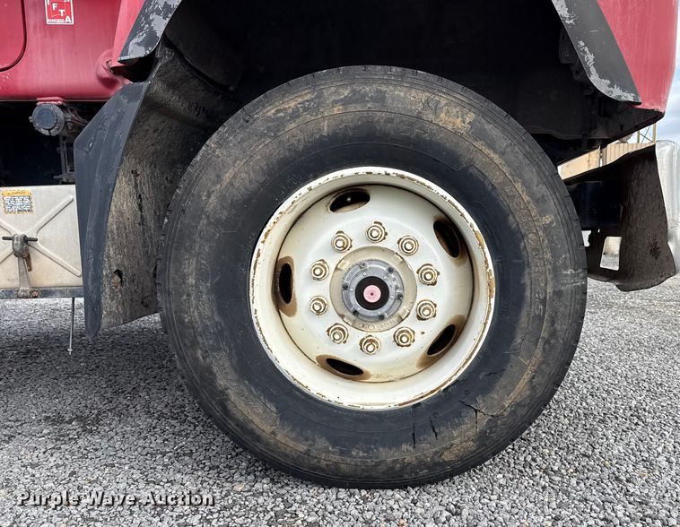 image for item EP0658 1998 Mack RD690S ready mix truck