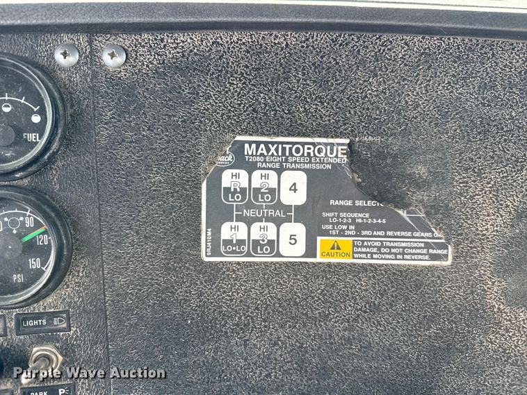 image for item EP0659 1996 Mack RD690S ready mix truck